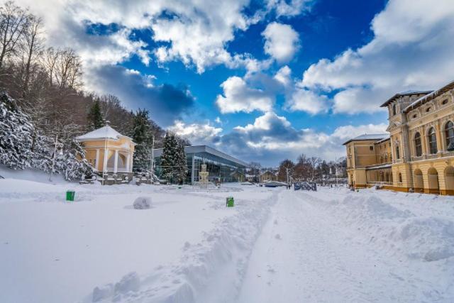 Osrodek Wypoczynkowy Gromada Hotel Krynica Zdroj Bagian luar foto